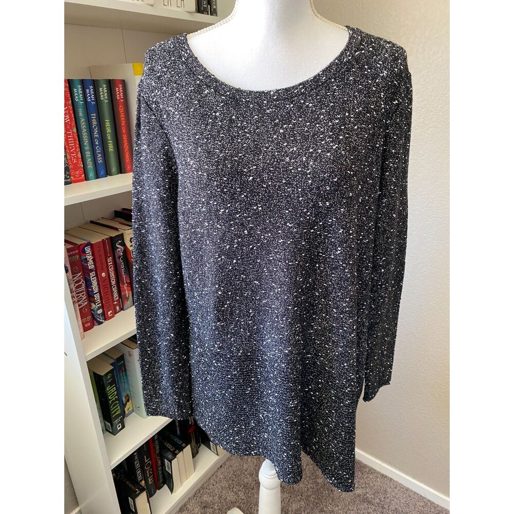 NIC+Z0E Black/White Asymmetrical Light Weight Sweater Size XL